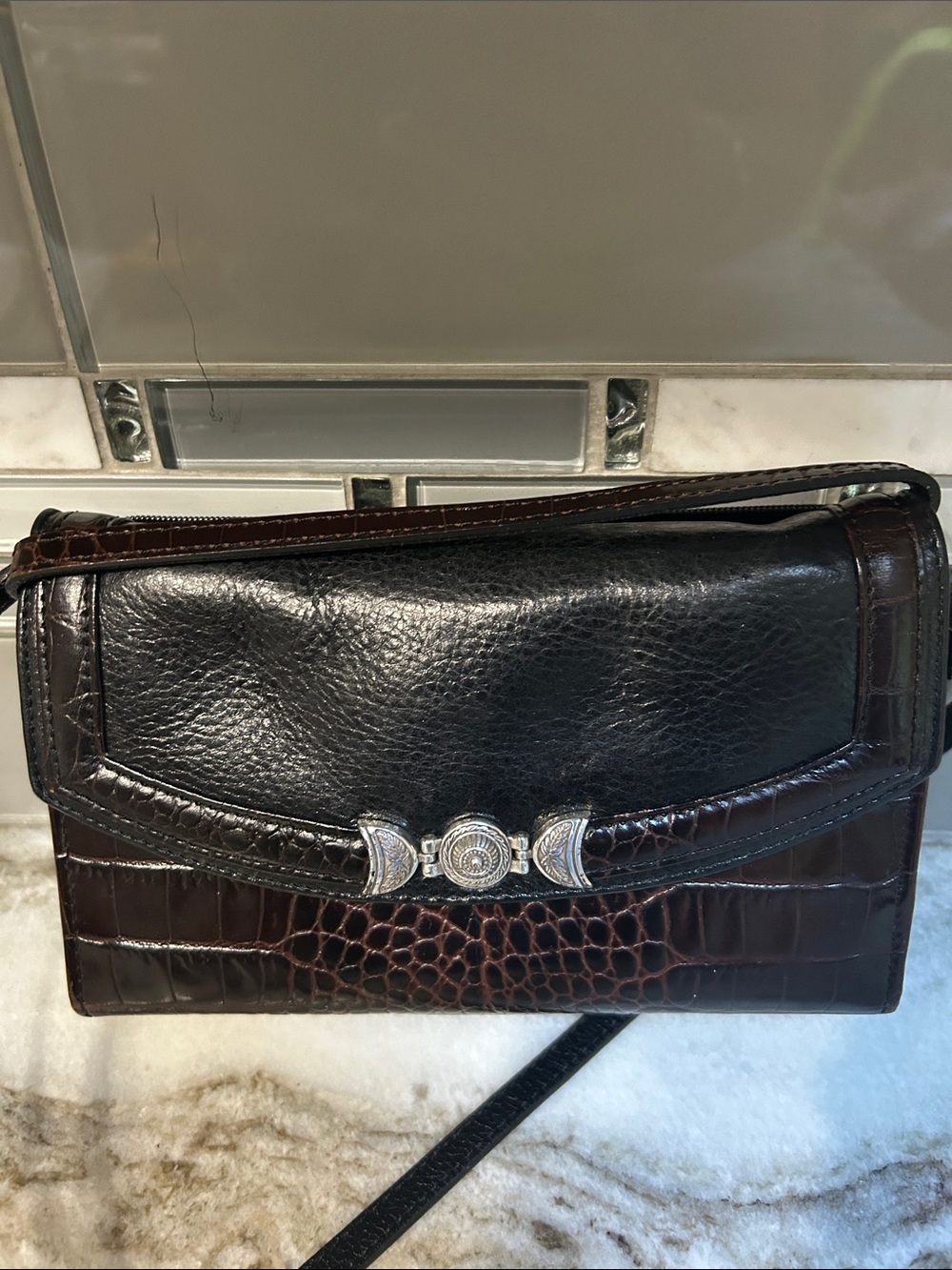 Brighton Vintage Leather , Women, Black/Brown Croc Embossed Wallet Crossbody.